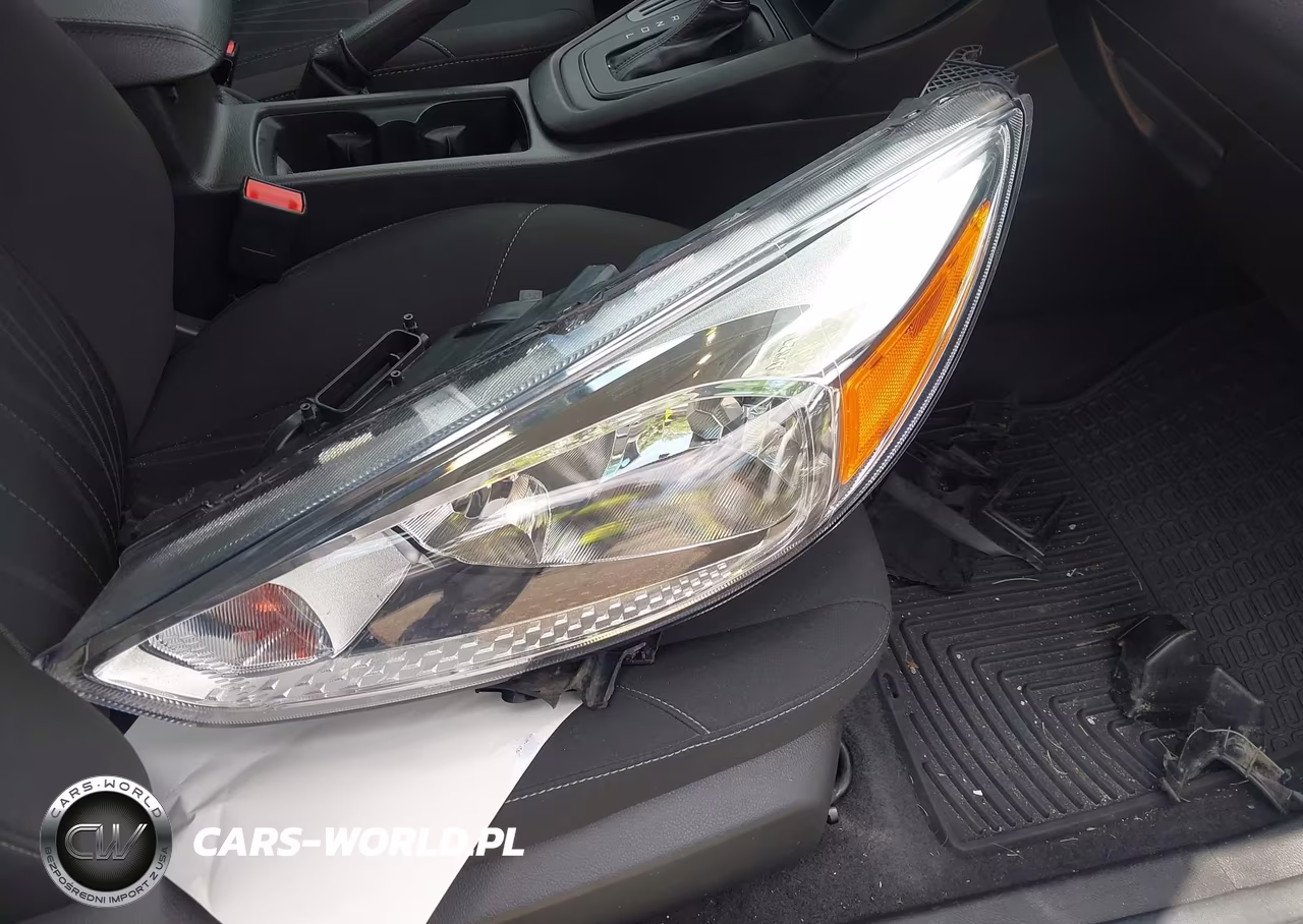 2015 Ford Focus Se VIN:1FADP3F29FL317103 - 14
