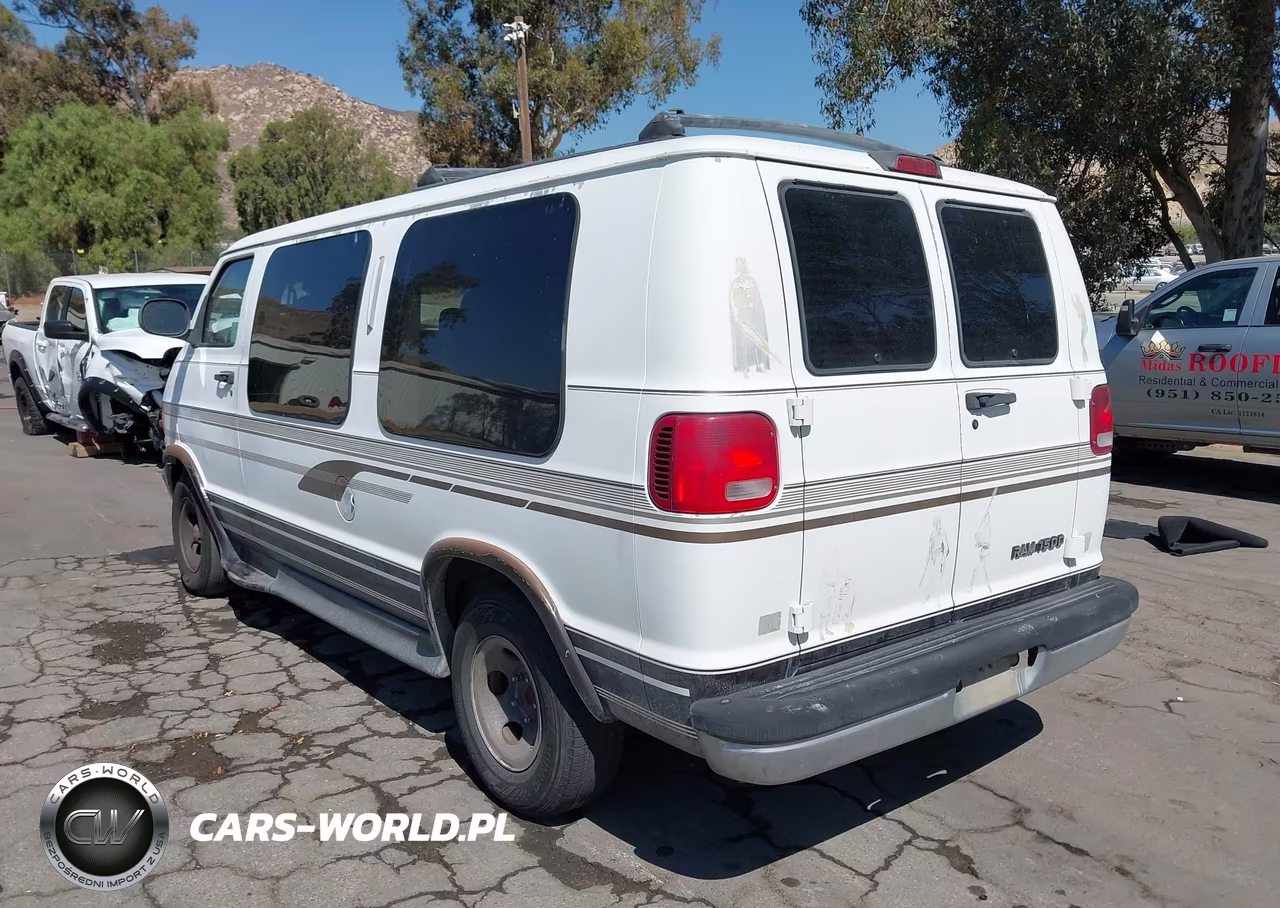 2001 Dodge Ram Van 1500 Conversion VIN:2B6HB11Y81K529787 - 3