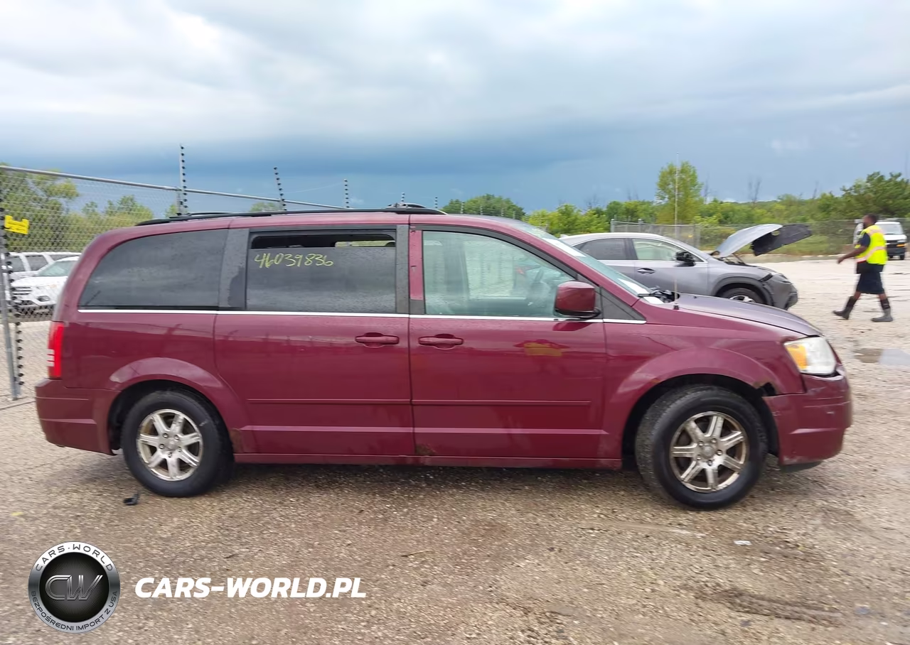 2008 Chrysler Town & Country Touring VIN:2A8HR54P98R673103 - 13