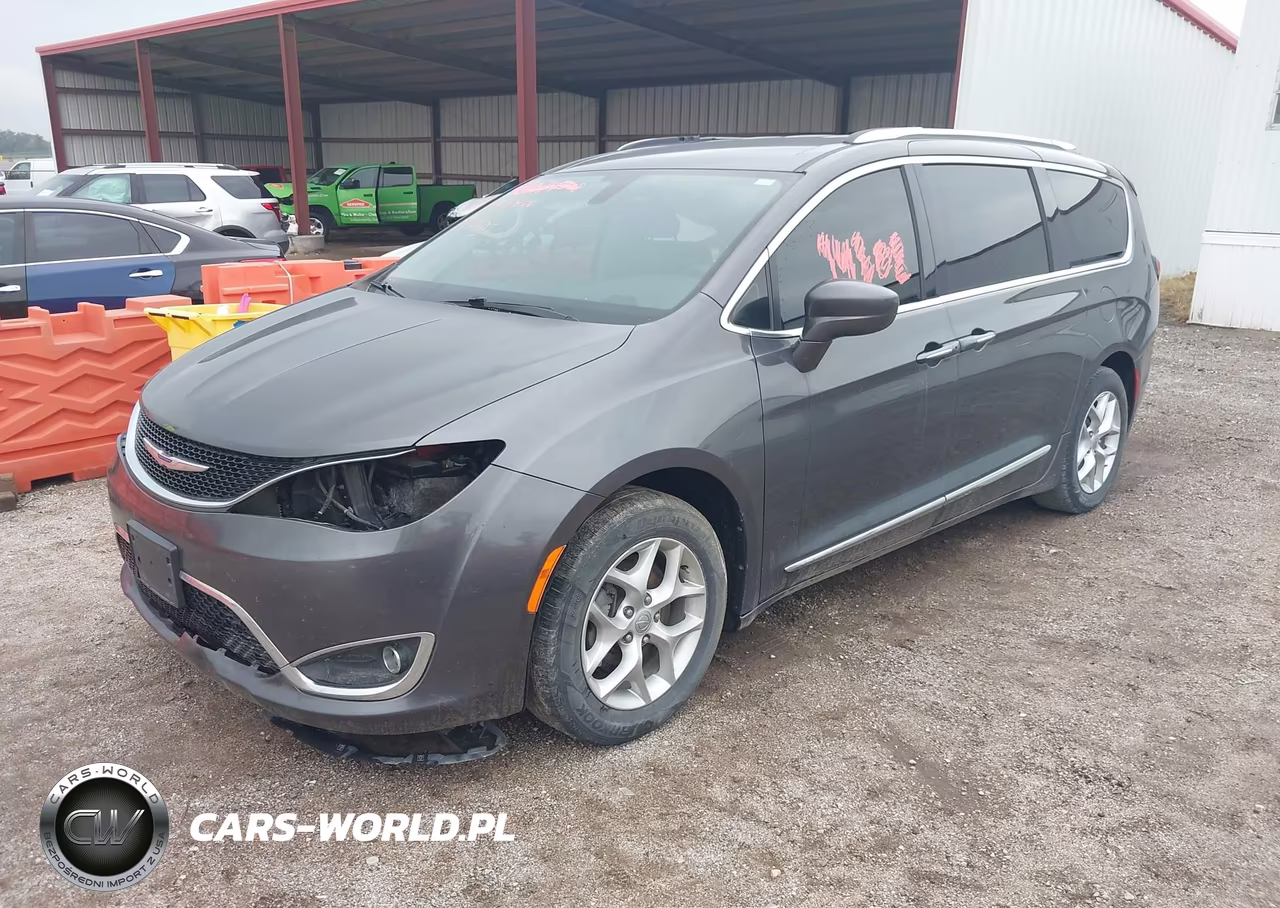 2019 Chrysler Pacifica Touring L VIN:2C4RC1BG2KR508266 - 2