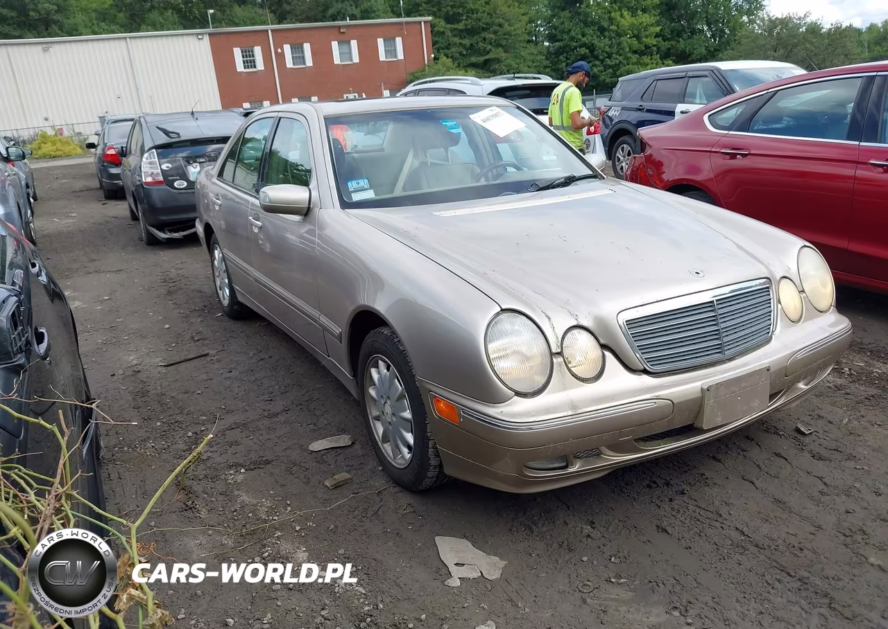 2001 Mercedes-Benz E 320 4M