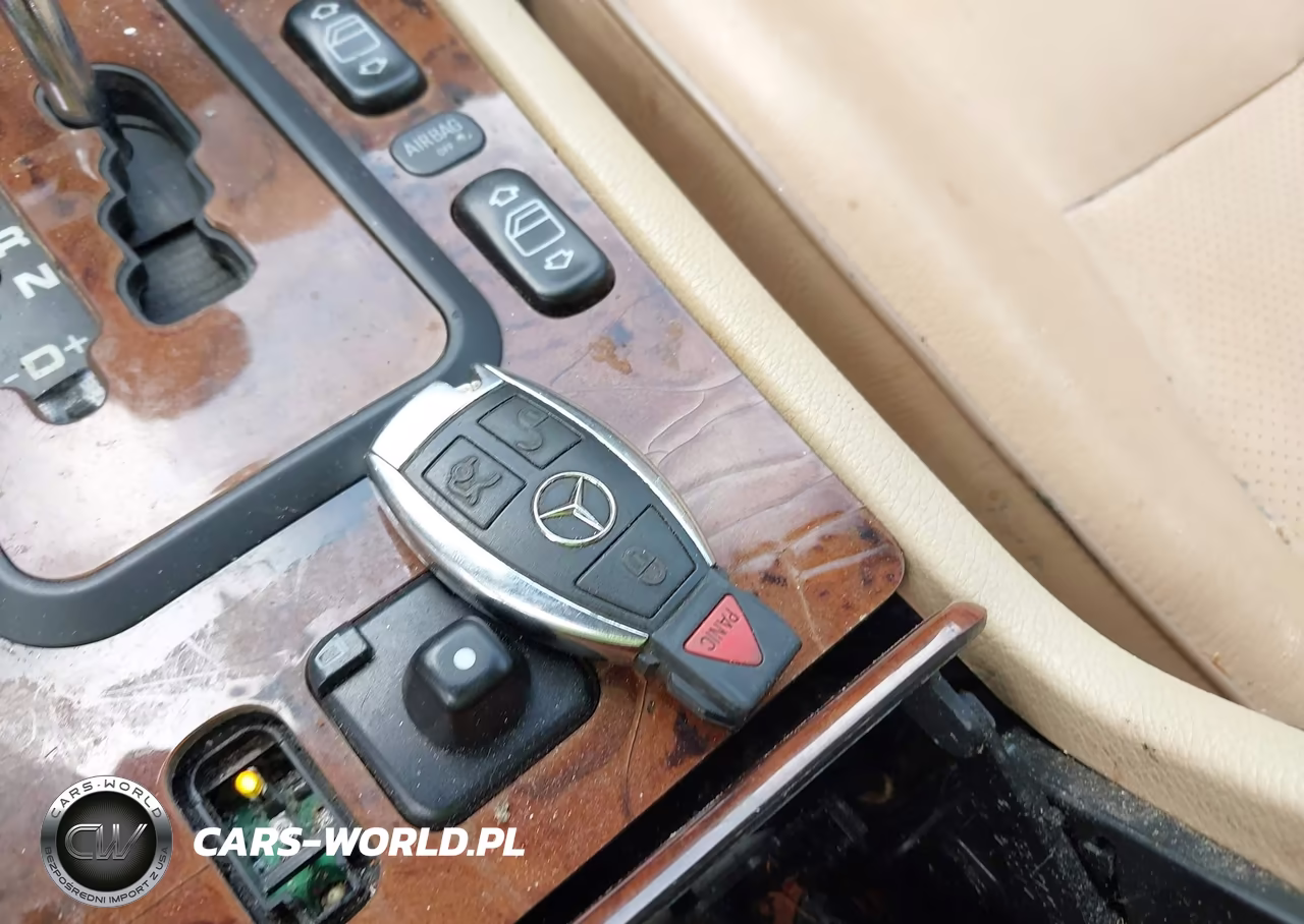 2001 Mercedes-Benz E 320 4M VIN:WDBJF82J01X059452 - 11