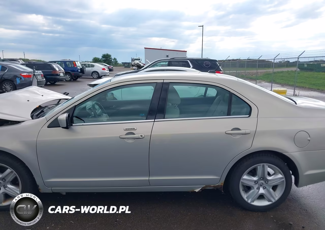 2010 Mercury Milan VIN:3MEHM0HA9AR600472 - 15