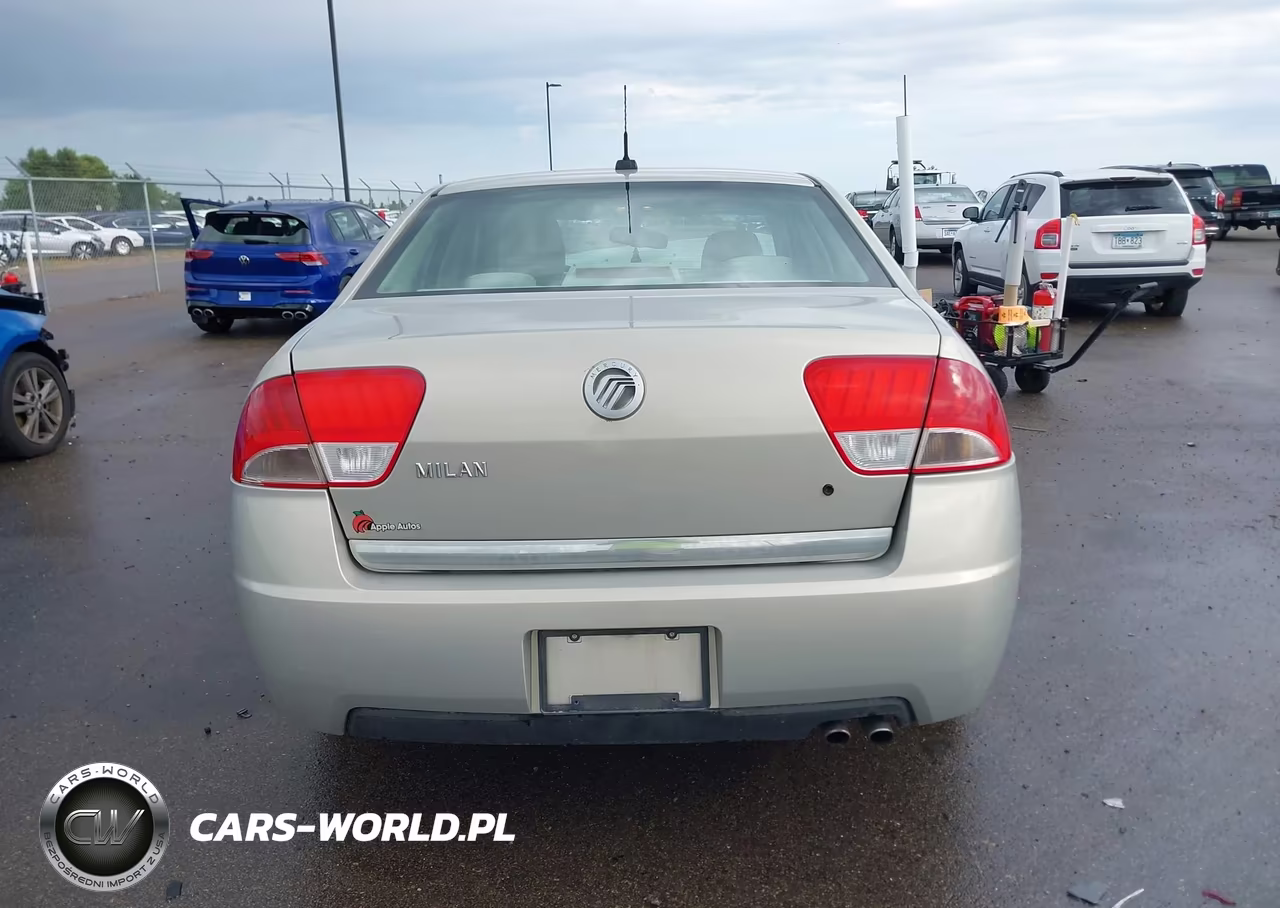2010 Mercury Milan VIN:3MEHM0HA9AR600472 - 17