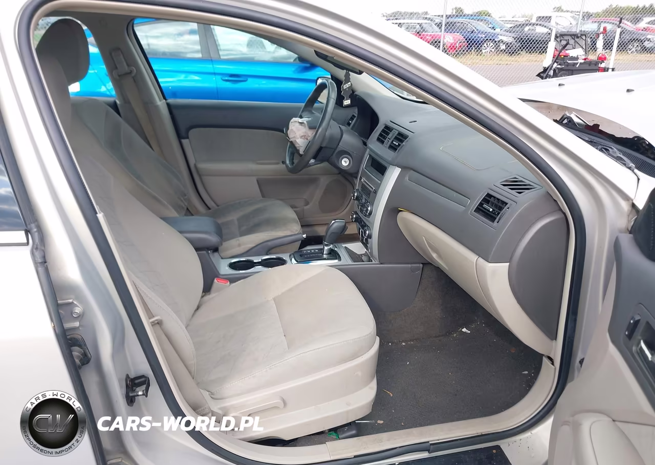2010 Mercury Milan VIN:3MEHM0HA9AR600472 - 5