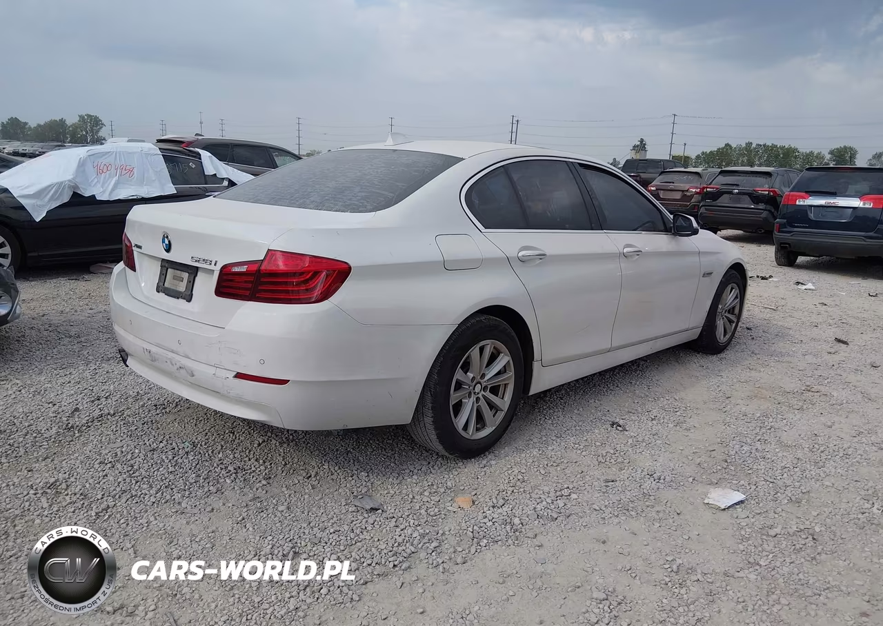 2015 BMW 528I xDrive VIN:WBA5A7C55FD622322 - 4