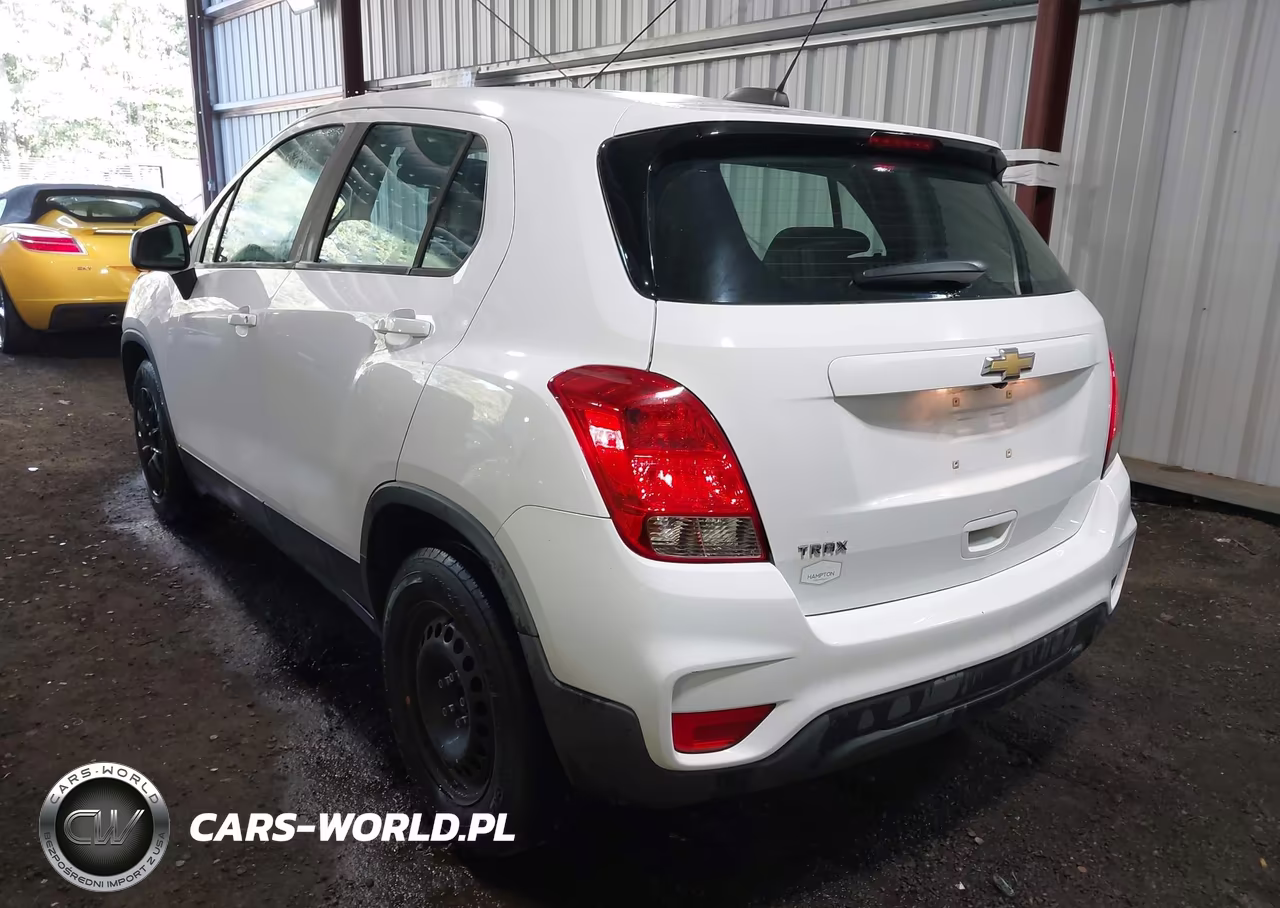 2017 Chevrolet Trax Ls VIN:3GNCJKSB4HL253302 - 3