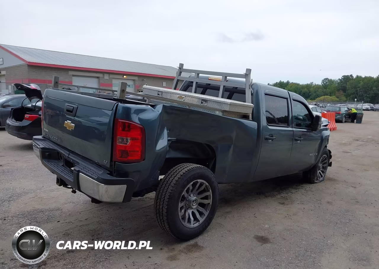 2008 Chevrolet Silverado 2500Hd Lt1 VIN:1GCHK23K78F129920 - 4