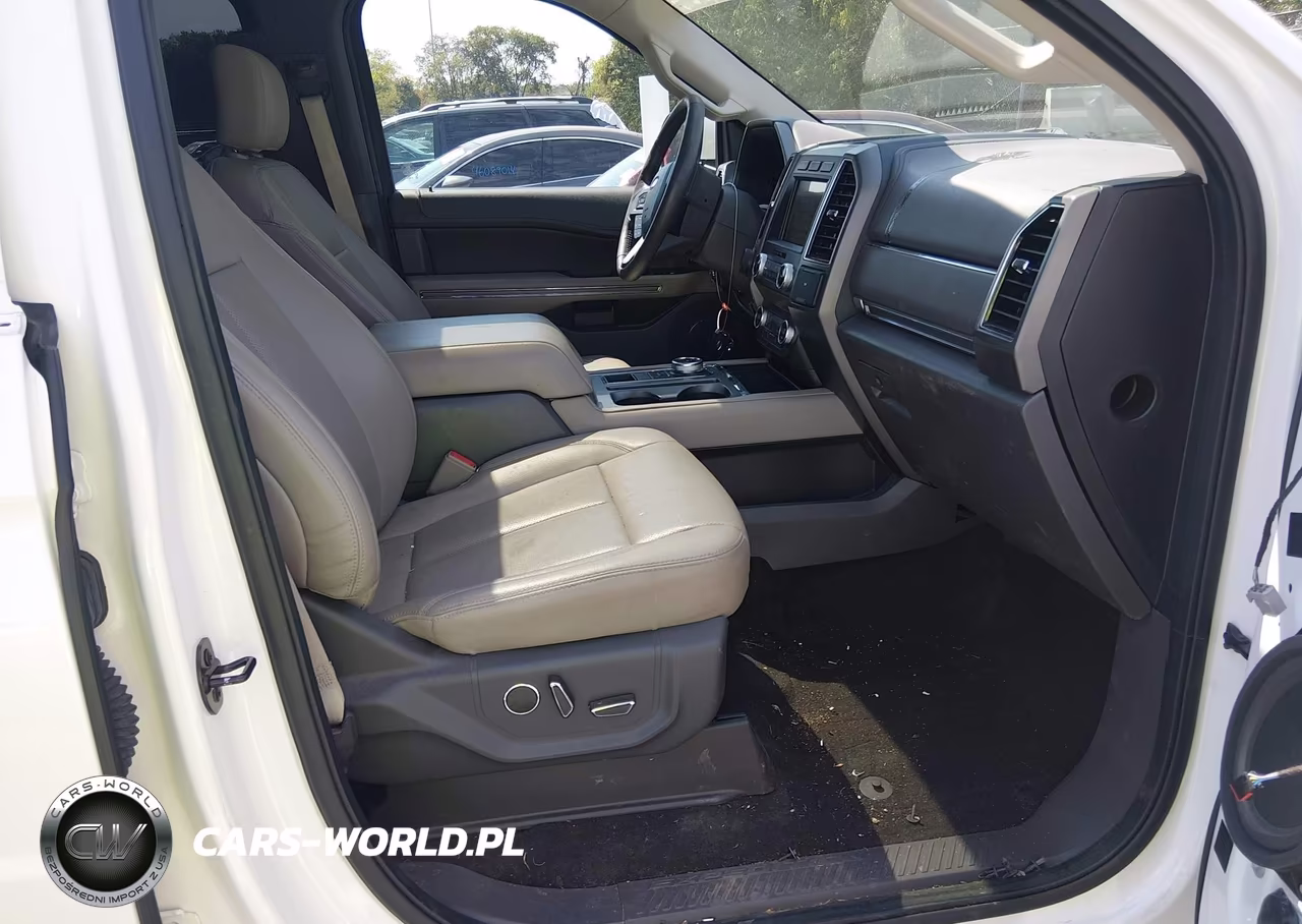 2019 Ford Expedition Max Xlt VIN:1FMJK1HT7KEA12313 - 5