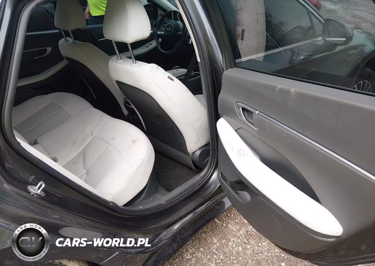 2025 Hyundai Sonata Hybrid Sel VIN:KMHL34JJ8SA104022 - 8