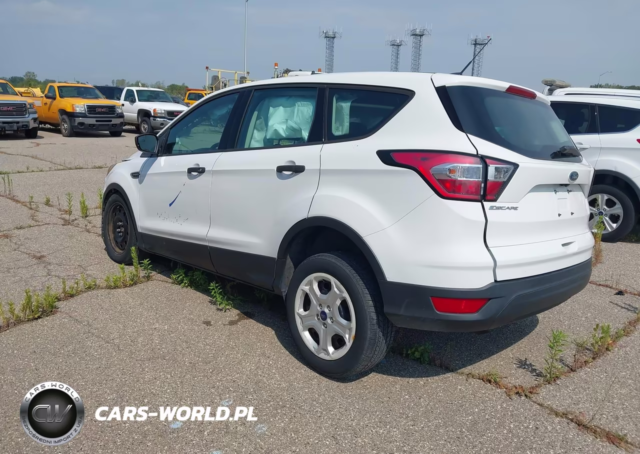 2017 Ford Escape S VIN:1FMCU0F76HUC54589 - 3