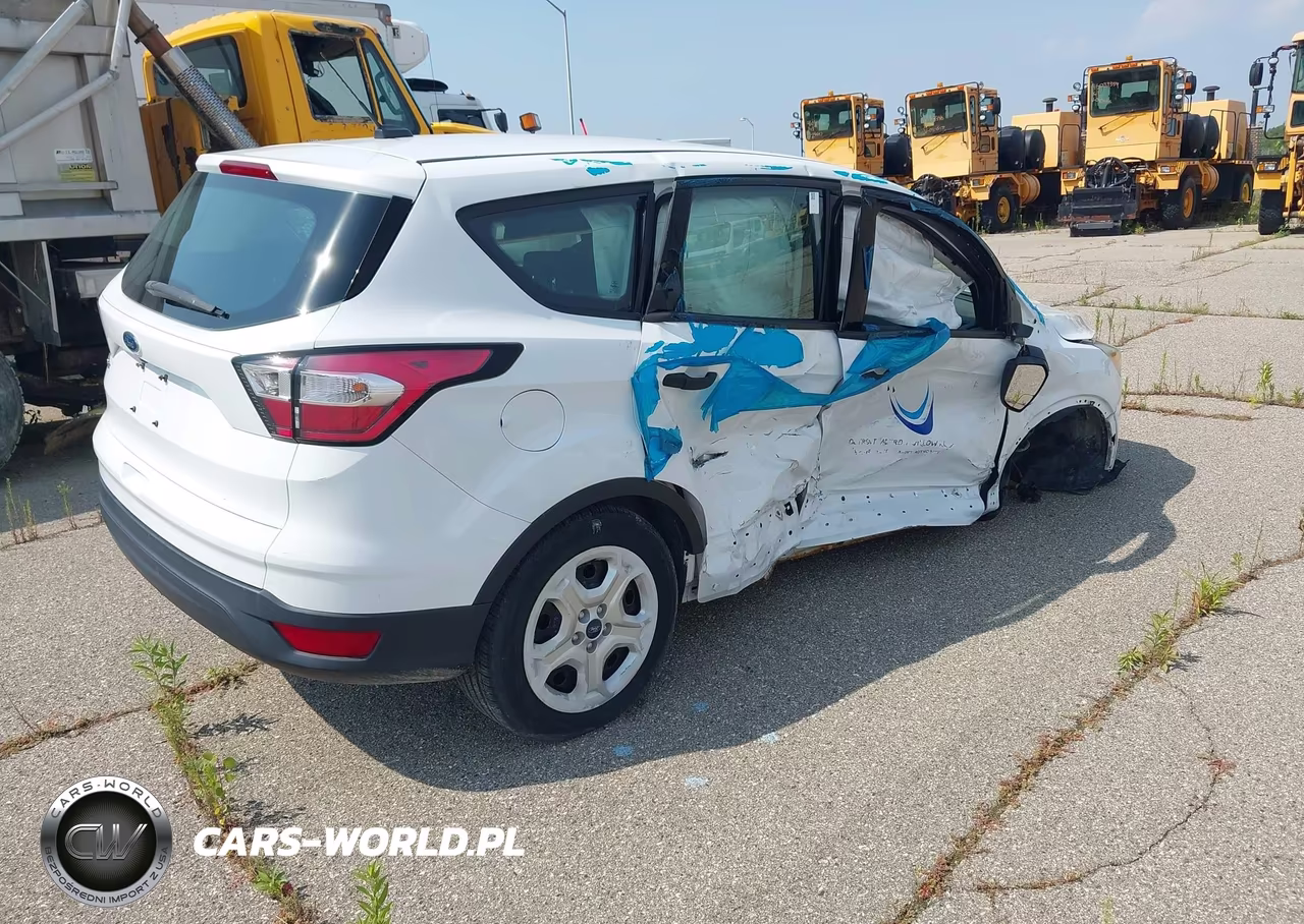 2017 Ford Escape S VIN:1FMCU0F76HUC54589 - 4