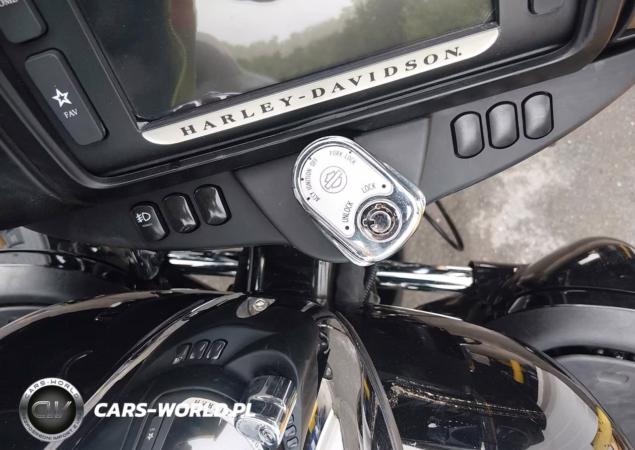 2014 Harley-Davidson Flhtcu Ultra Classic Electra Gld VIN:1HD1FCM1XEB700237 - 11