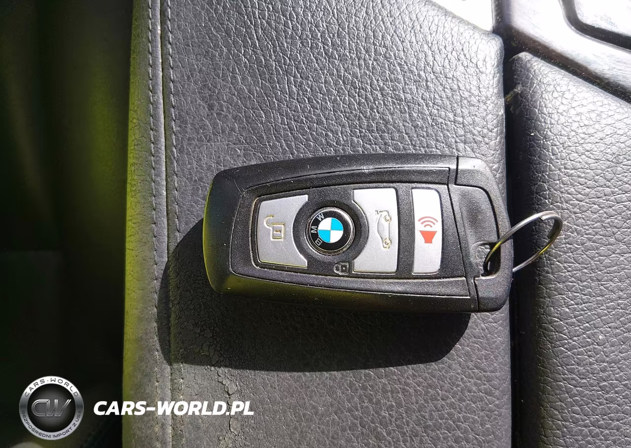 2016 BMW 535I xDrive VIN:WBA5B3C5XGD549066 - 11