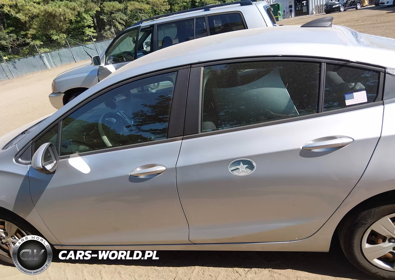 2018 Chevrolet Cruze Ls Auto VIN:1G1BC5SM3J7179102 - 15