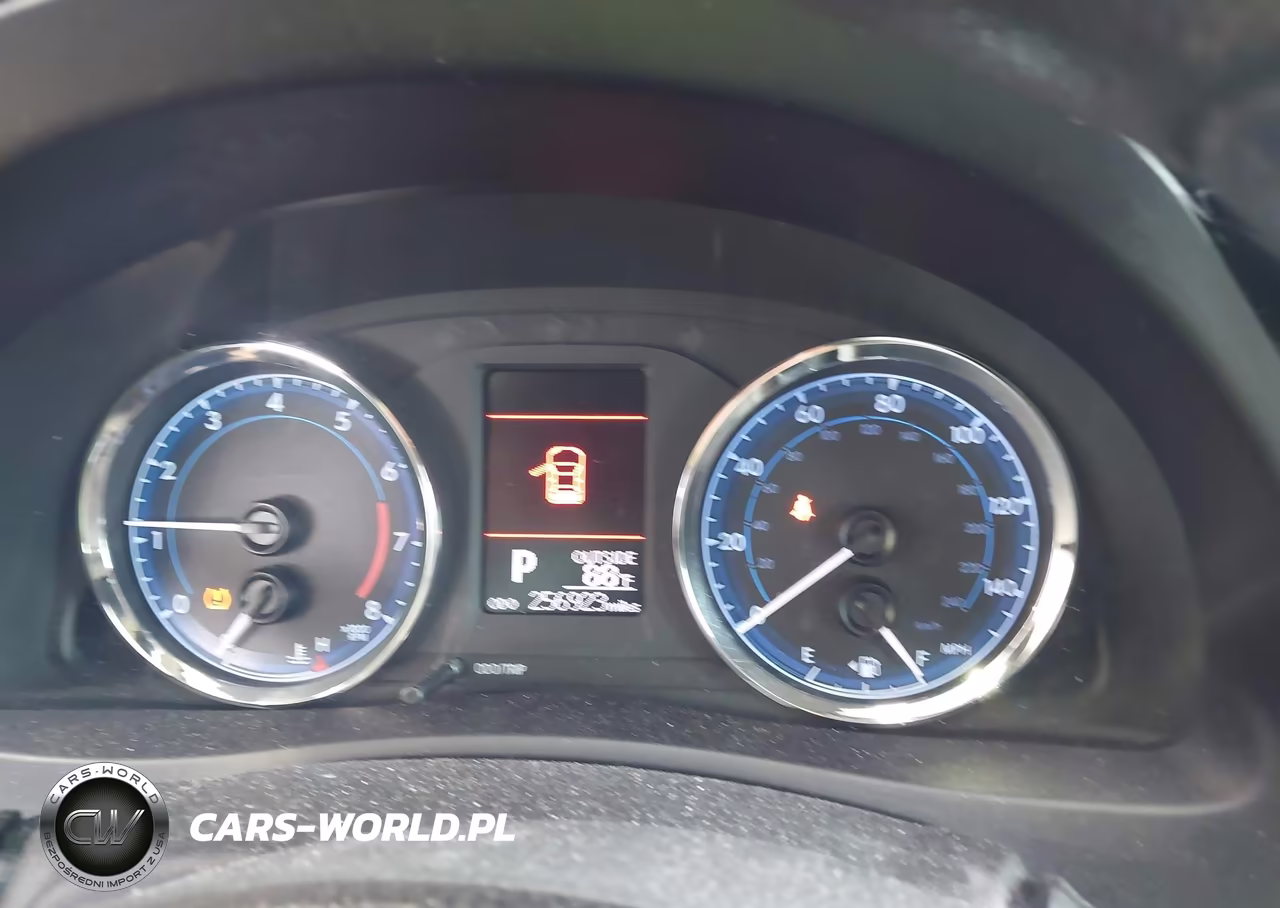 2018 Toyota Corolla Le VIN:5YFBURHE4JP838699 - 7