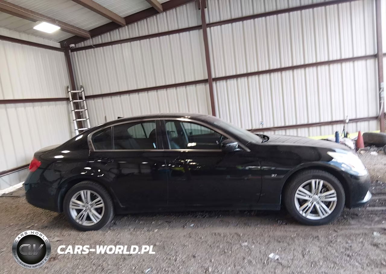 2015 Infiniti Q40 VIN:JN1CV6AR9FM523133 - 13
