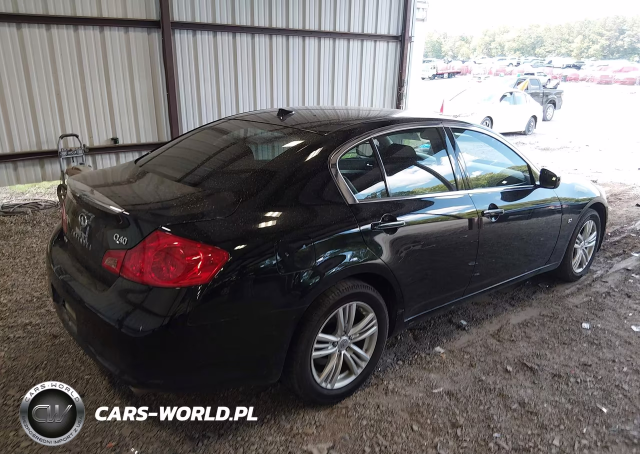 2015 Infiniti Q40 VIN:JN1CV6AR9FM523133 - 4