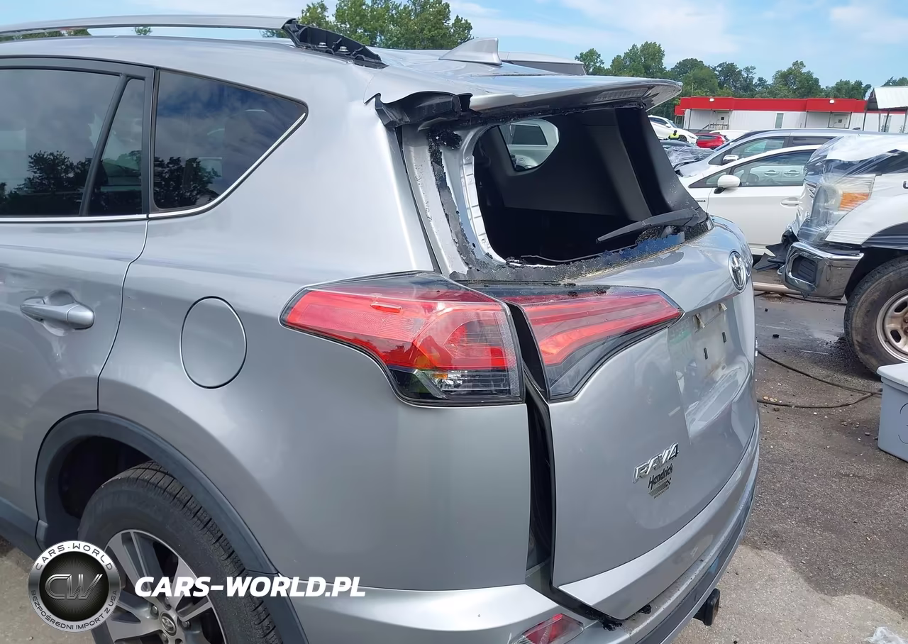 2018 Toyota Rav4 Xle VIN:2T3WFREV9JW485852 - 20