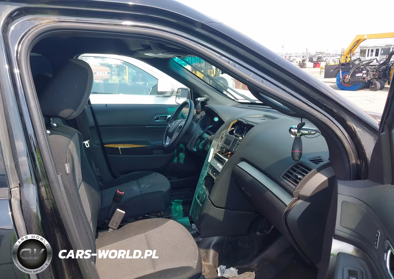 2013 Ford Utility Police Interceptor VIN:1FM5K8AR9DGB84830 - 5