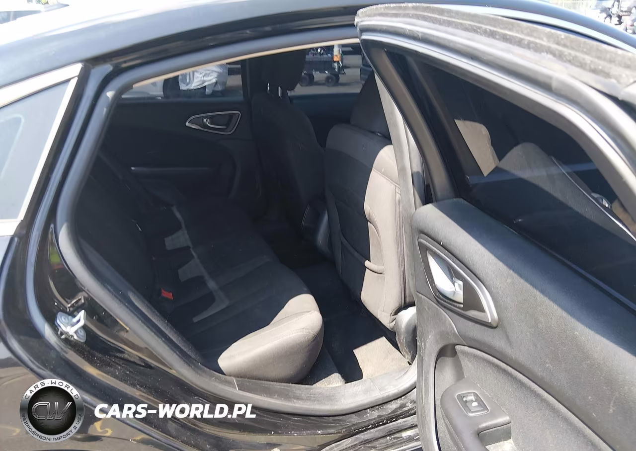2016 Chrysler 200 Limited VIN:1C3CCCAB7GN159668 - 8