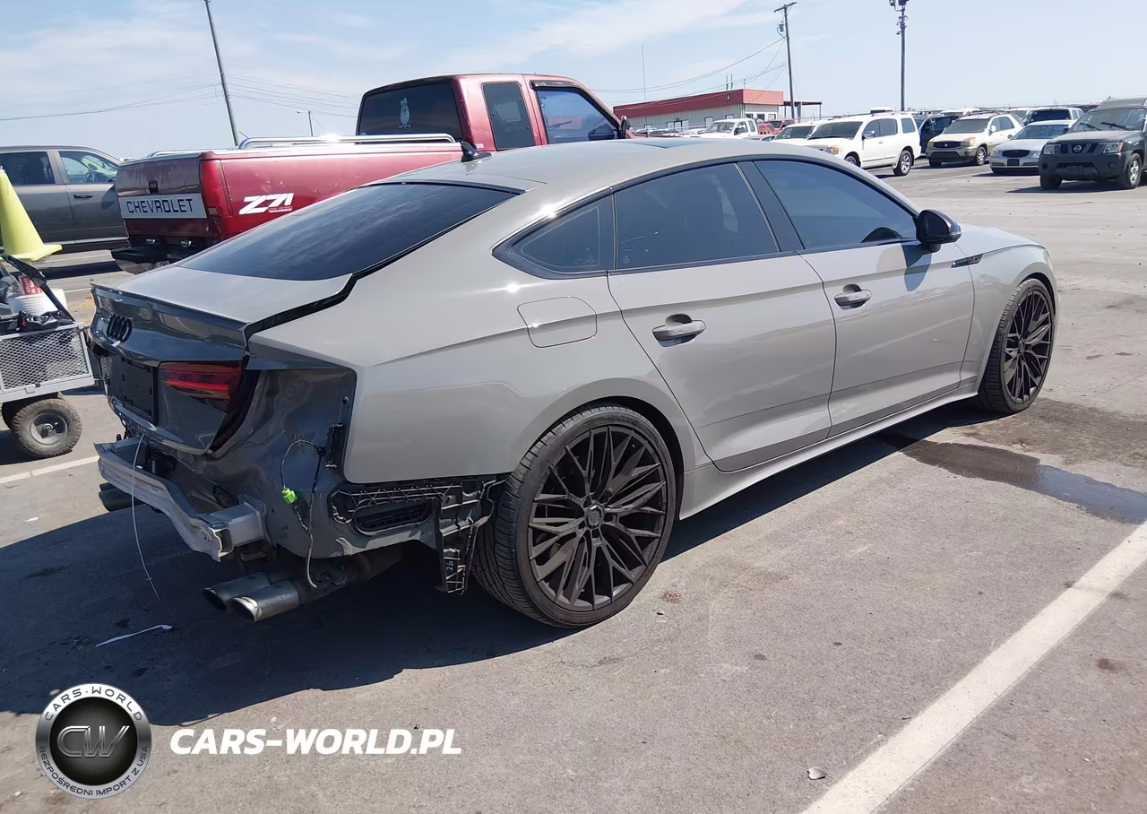 2022 Audi S5 Premium Plus VIN:WAUC4CF57NA038541 - 4