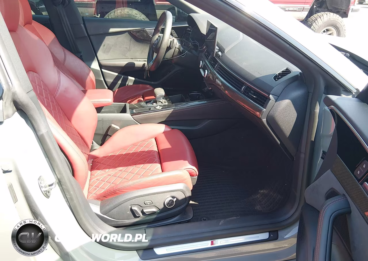 2022 Audi S5 Premium Plus VIN:WAUC4CF57NA038541 - 5