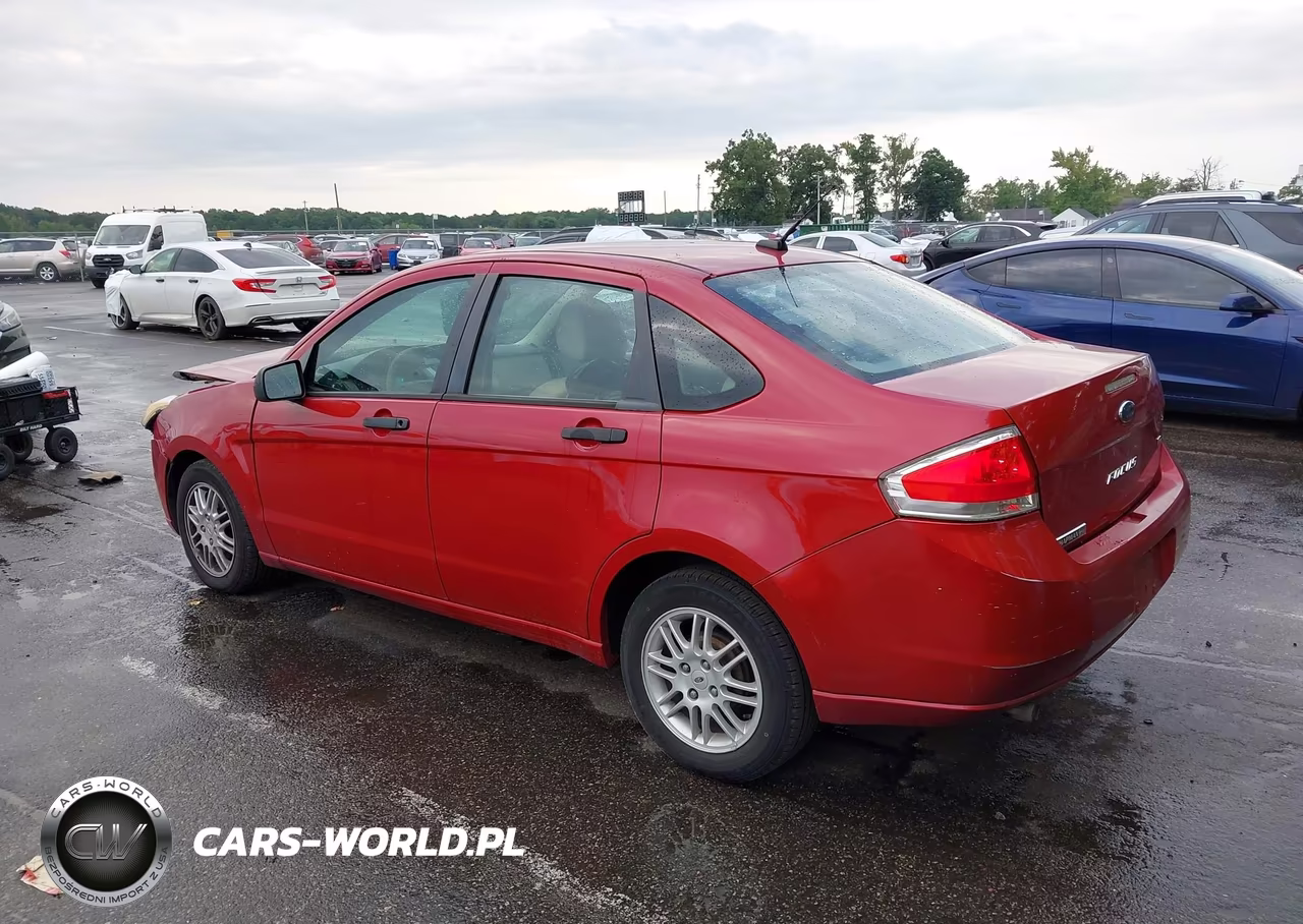 2010 Ford Focus Se VIN:1FAHP3FN9AW266298 - 3