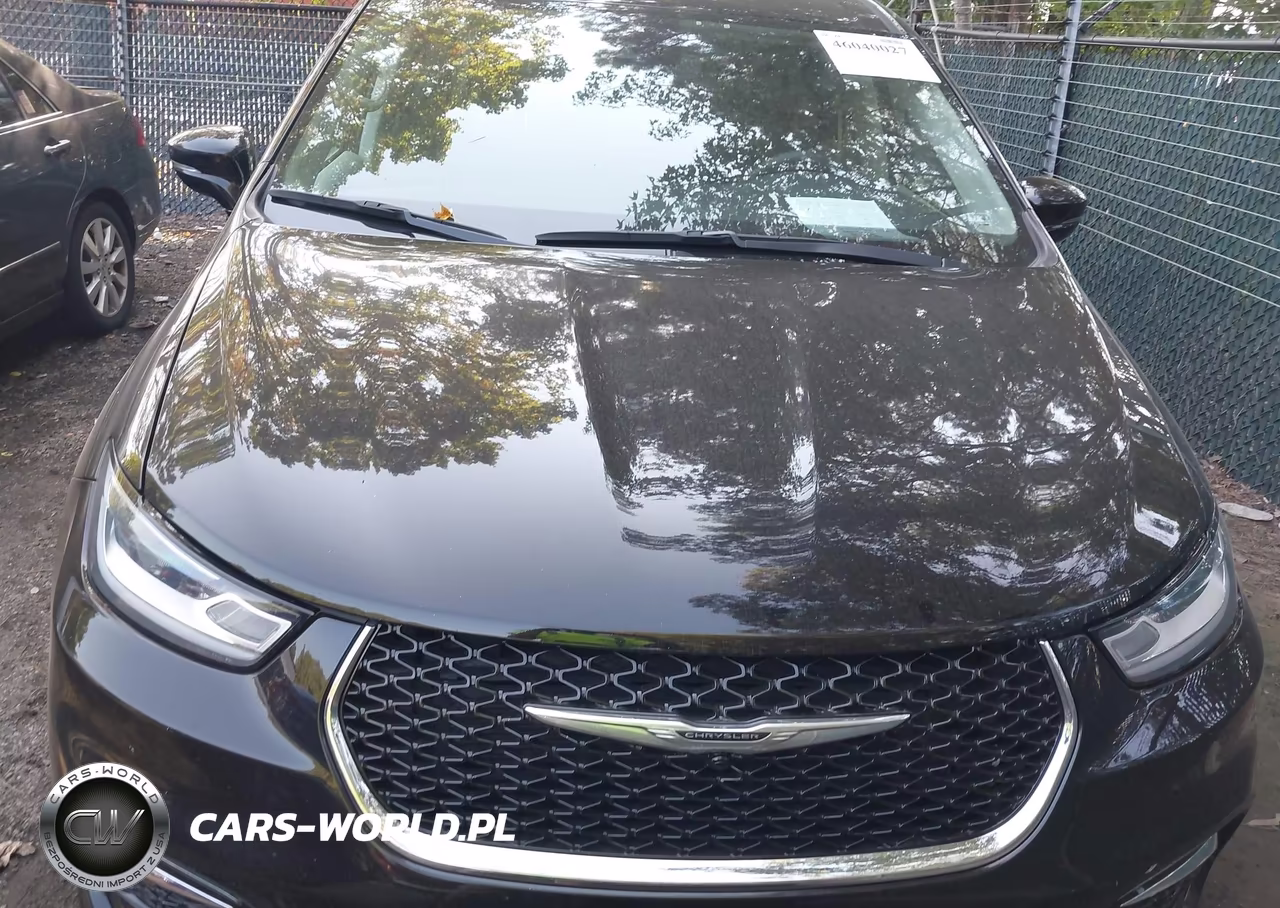 2024 Chrysler Pacifica Touring L VIN:2C4RC1BG6RR136313 - 6