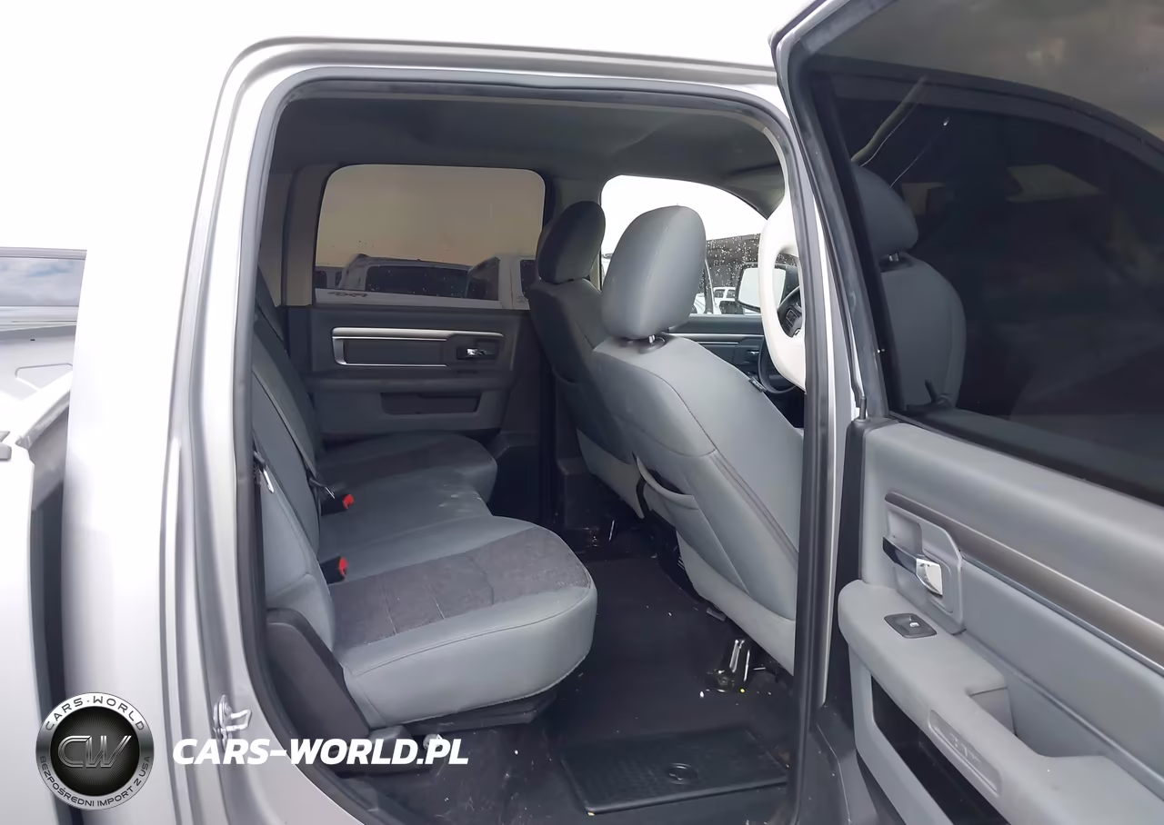2019 Ram 1500 Classic Big Horn 4X2 6'4 Box VIN:1C6RR6TT3KS701782 - 8