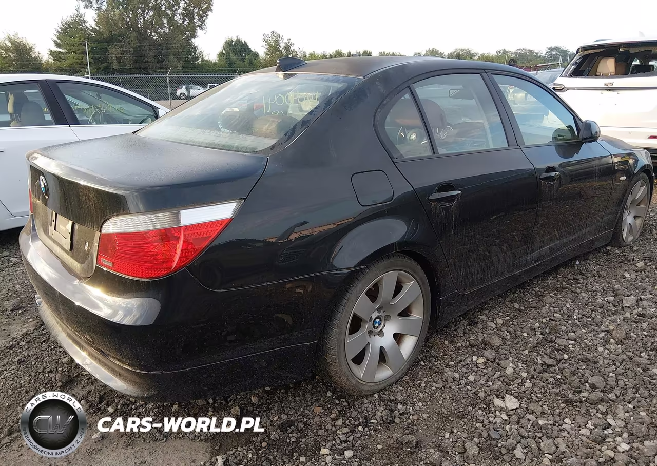2007 BMW 530I VIN:WBANE73527CM48611 - 4
