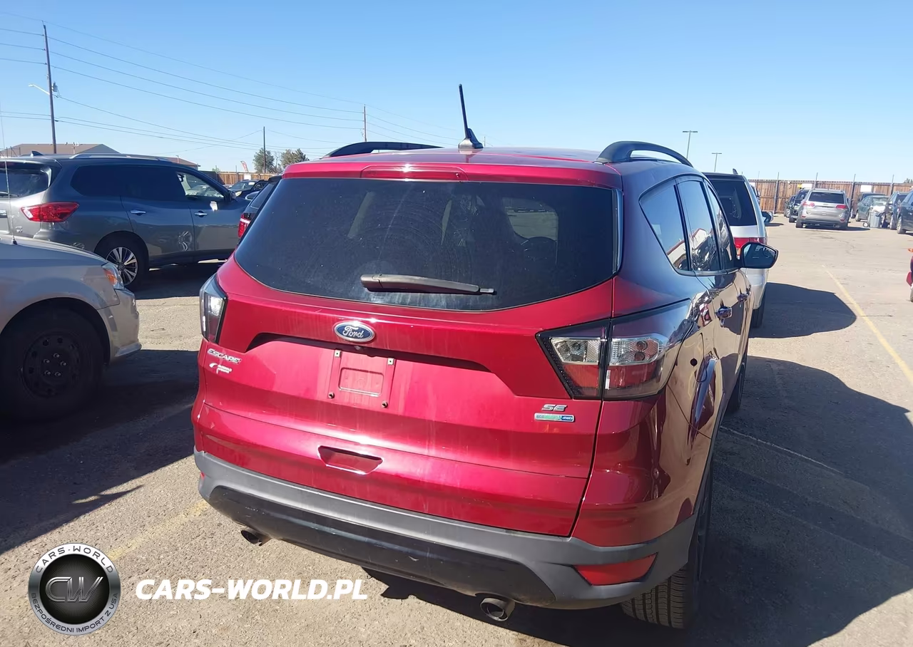 2018 Ford Escape Se VIN:1FMCU9GD4JUA85140 - 16