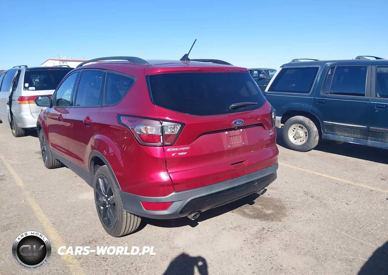 2018 Ford Escape Se VIN:1FMCU9GD4JUA85140 - 3