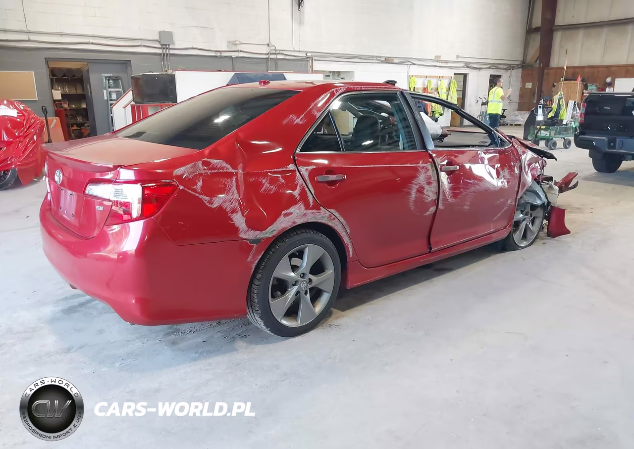 2012 Toyota Camry Se V6 VIN:4T1BK1FKXCU512794 - 4
