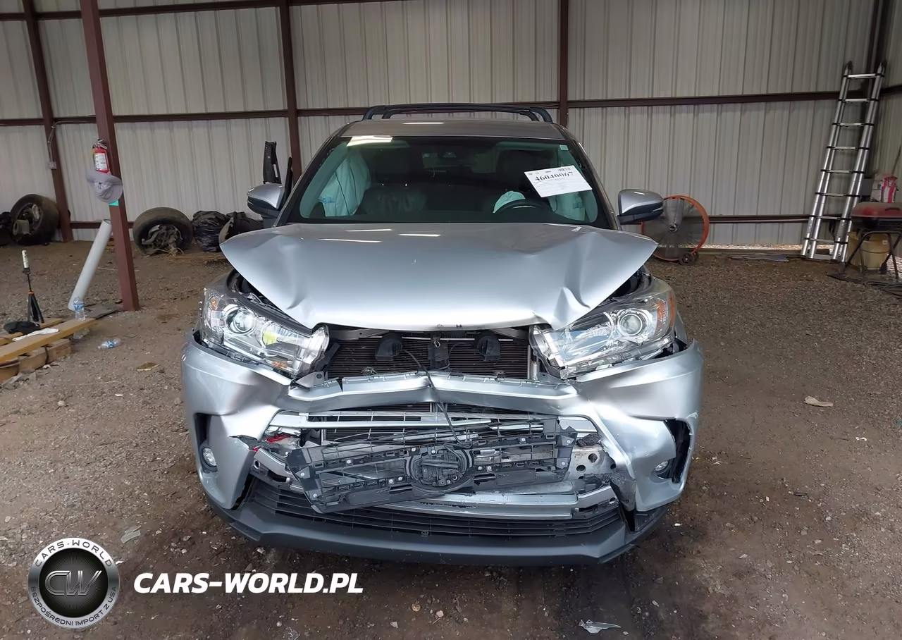 2019 Toyota Highlander Le VIN:5TDBZRFH6KS924779 - 12