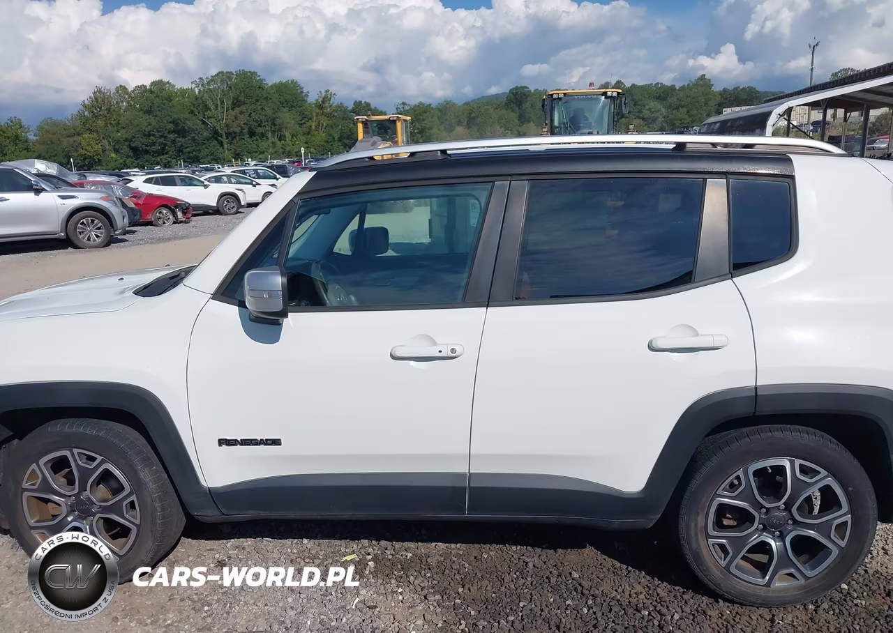 2016 Jeep Renegade Limited VIN:ZACCJADT6GPD17581 - 14