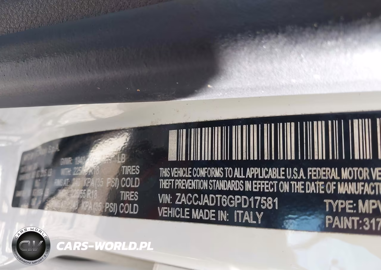 2016 Jeep Renegade Limited VIN:ZACCJADT6GPD17581 - 9