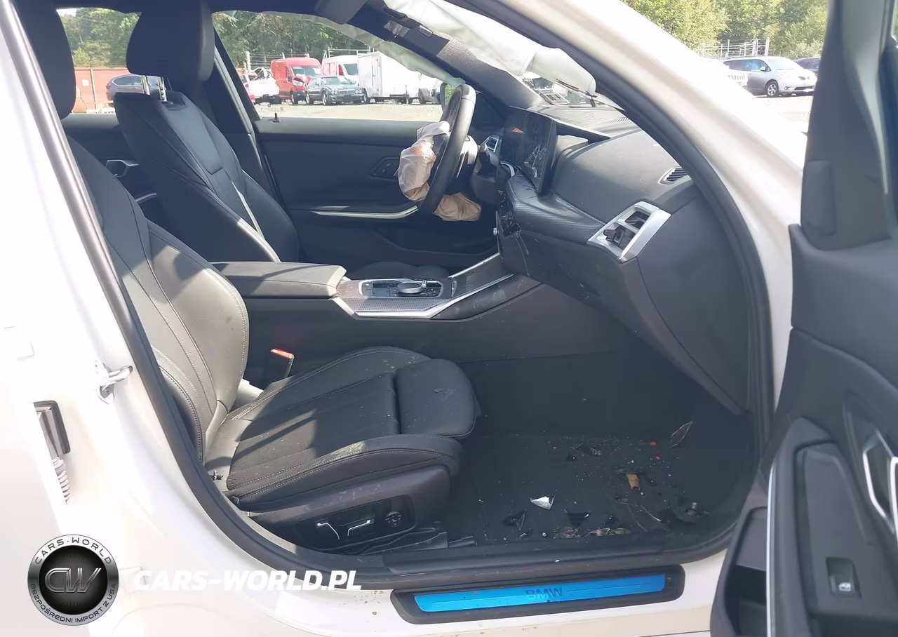 2025 BMW 330I xDrive VIN:3MW89CW02S8F21583 - 5