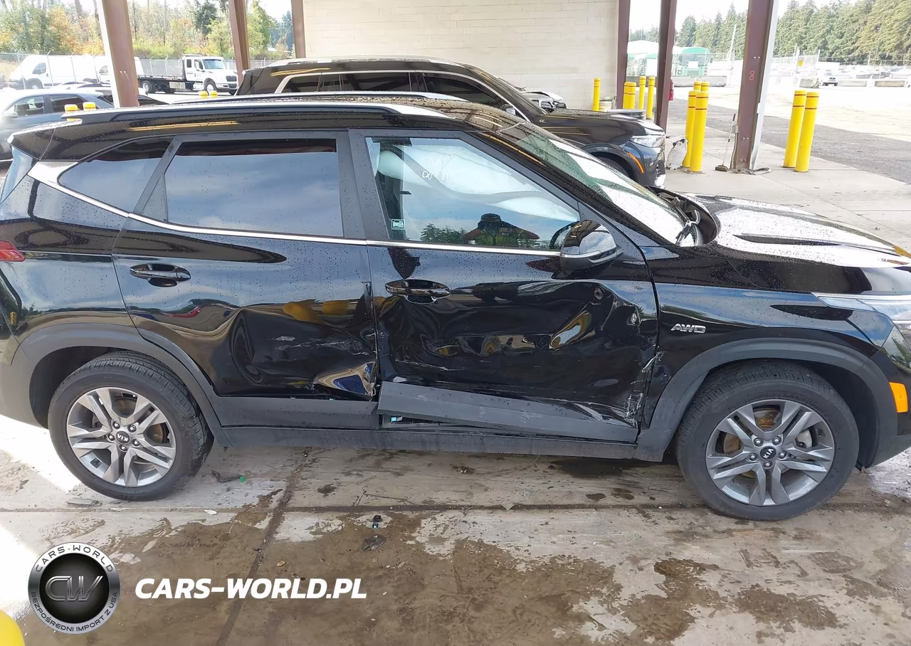 2021 Kia Seltos S VIN:KNDEUCAA2M7165967 - 6