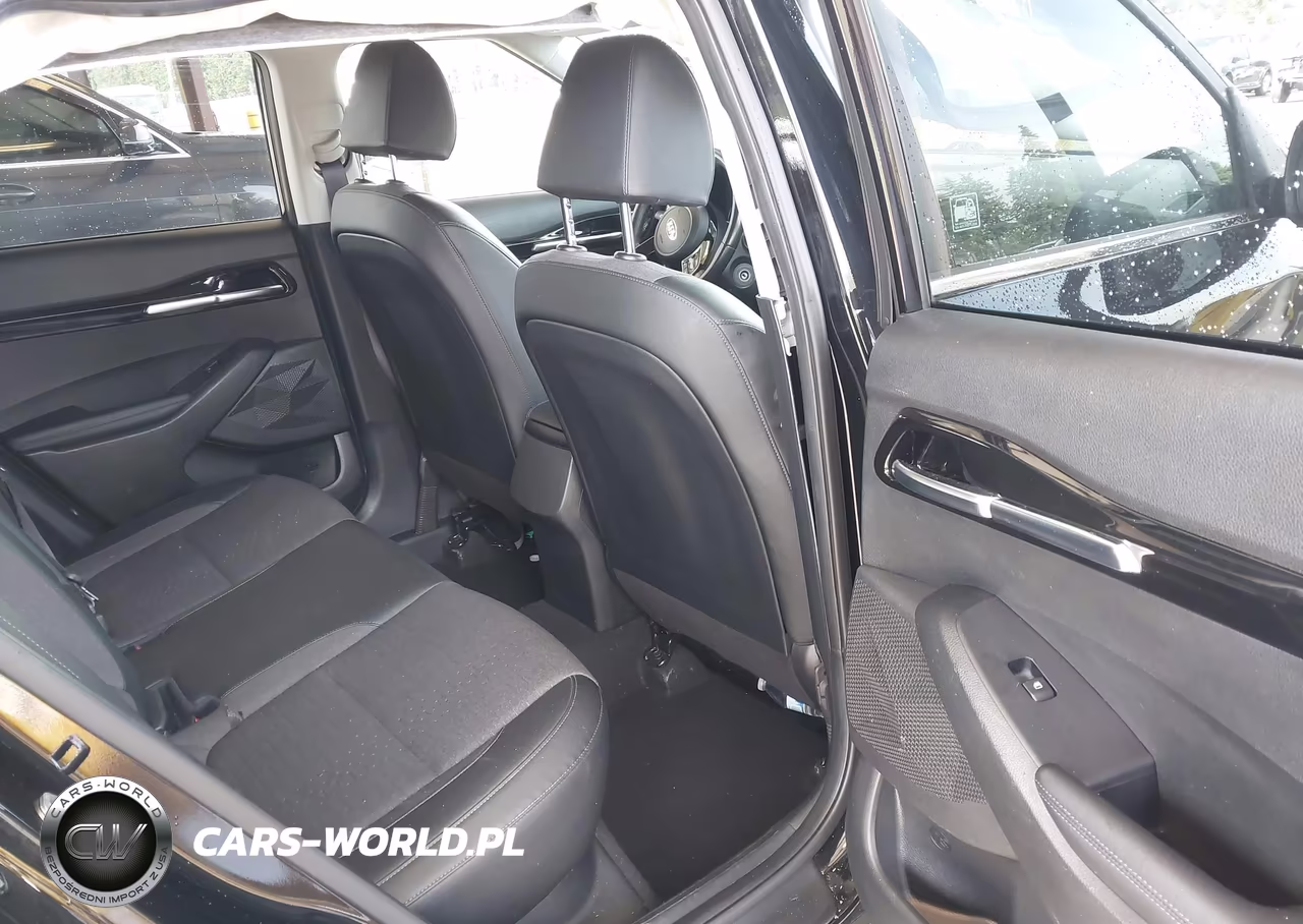 2021 Kia Seltos S VIN:KNDEUCAA2M7165967 - 8