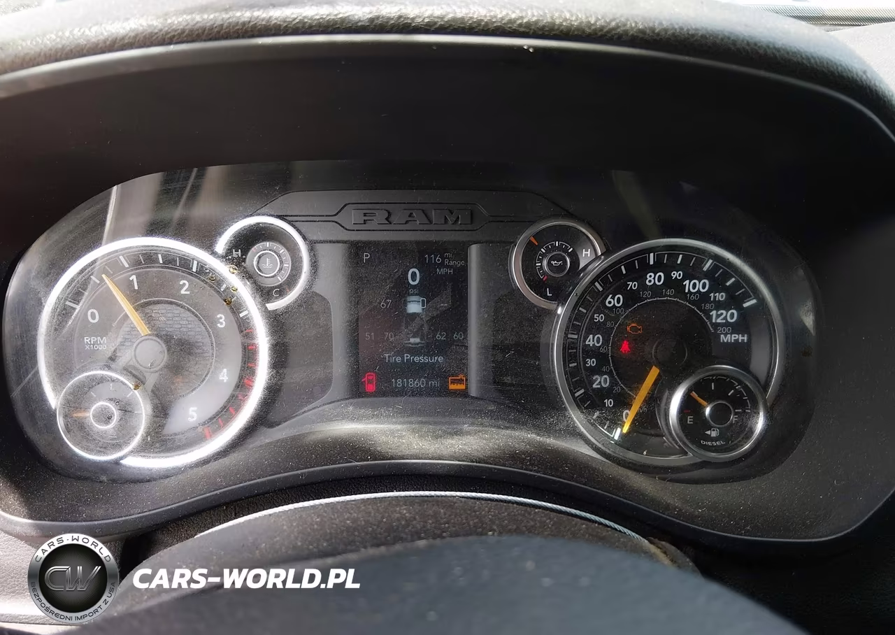 2019 Ram 3500 Tradesman VIN:3C63RRGL3KG594645 - 7