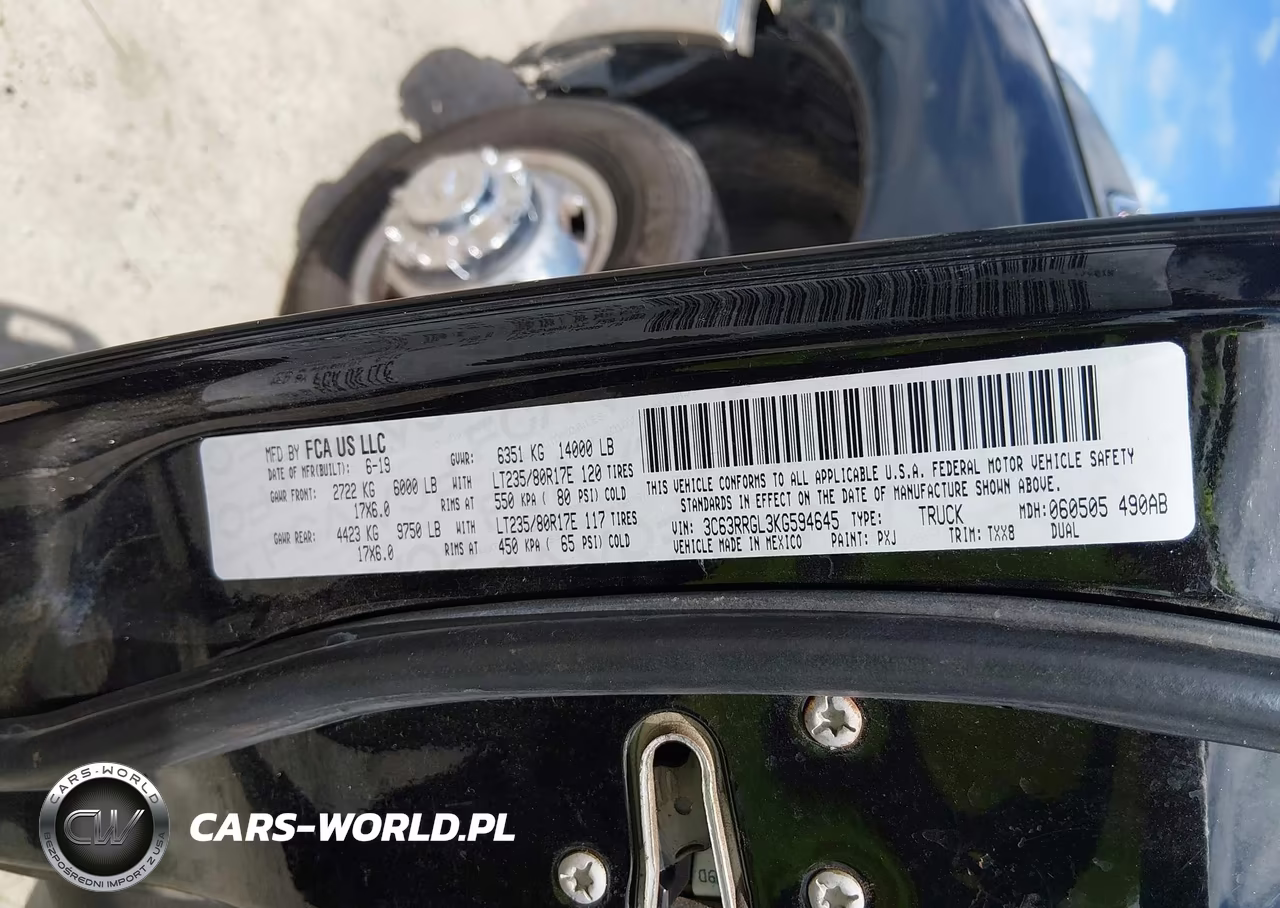 2019 Ram 3500 Tradesman VIN:3C63RRGL3KG594645 - 9