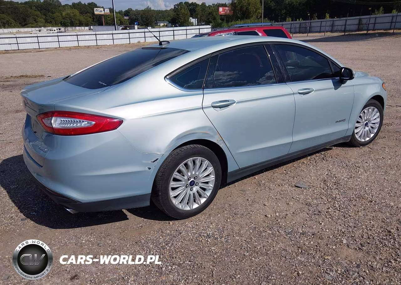 2014 Ford Fusion Hybrid S VIN:3FA6P0UU9ER190395 - 4