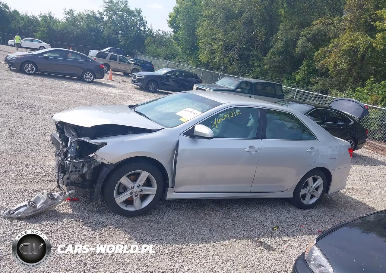 2013 Toyota Camry Se VIN:4T1BF1FK6DU238502 - 15
