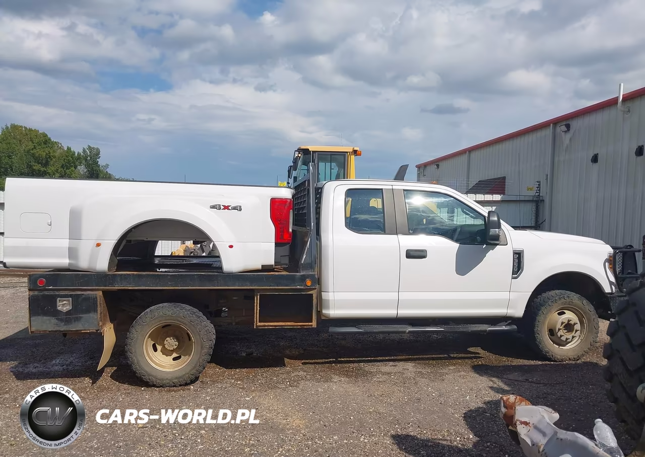 2018 Ford F-350 Xl VIN:1FT8X3D64JEC84140 - 19