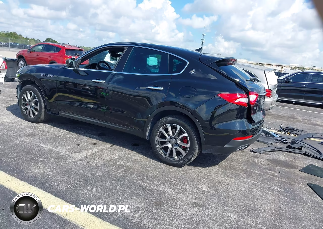 2018 Maserati Levante VIN:ZN661XUA7JX303741 - 3