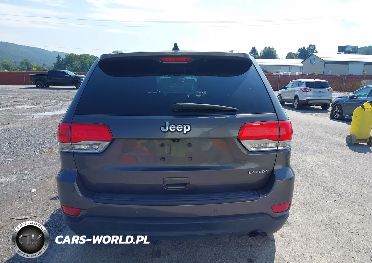 2016 Jeep Grand Cherokee Laredo VIN:1C4RJEAG8GC415816 - 17