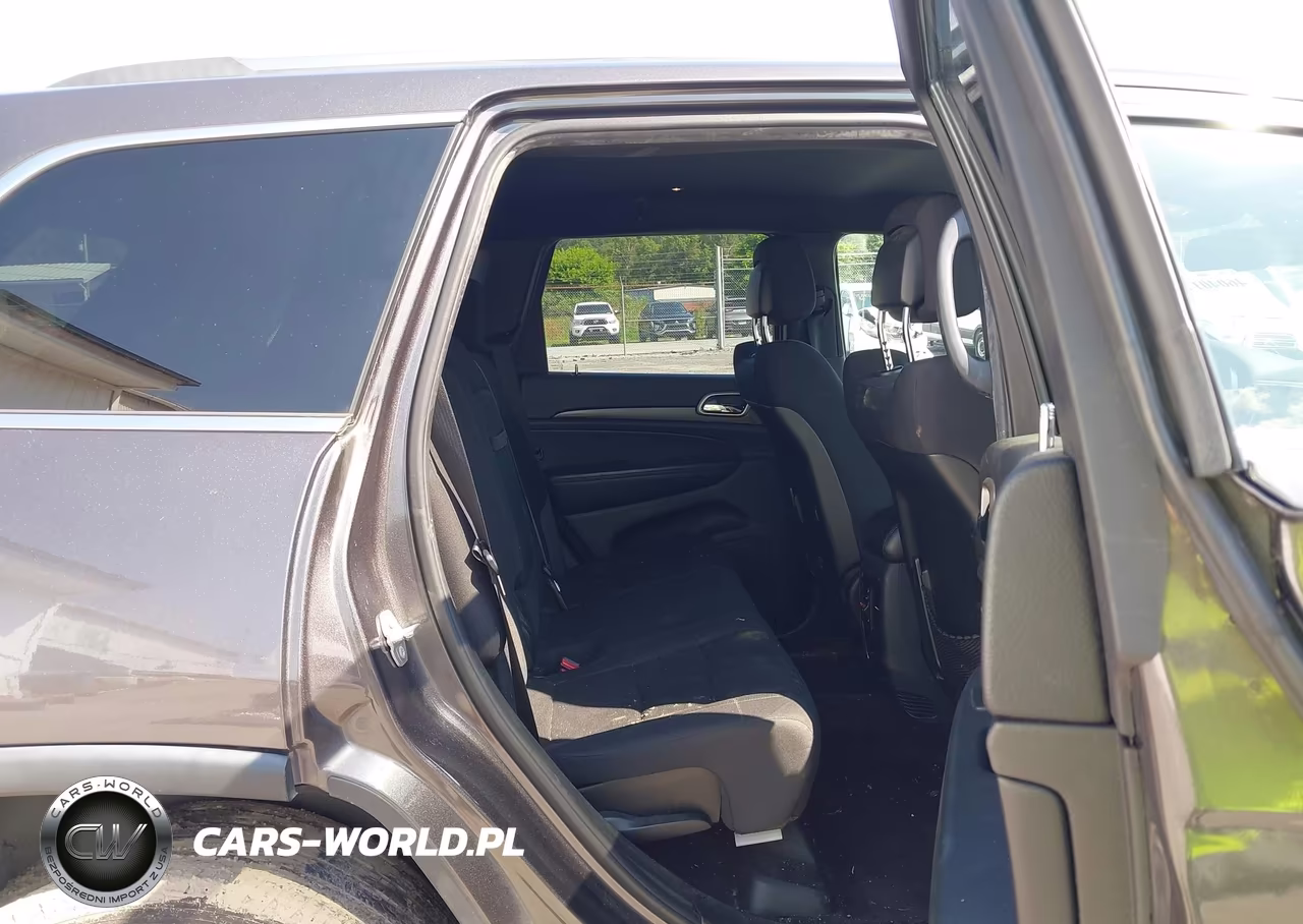 2016 Jeep Grand Cherokee Laredo VIN:1C4RJEAG8GC415816 - 8