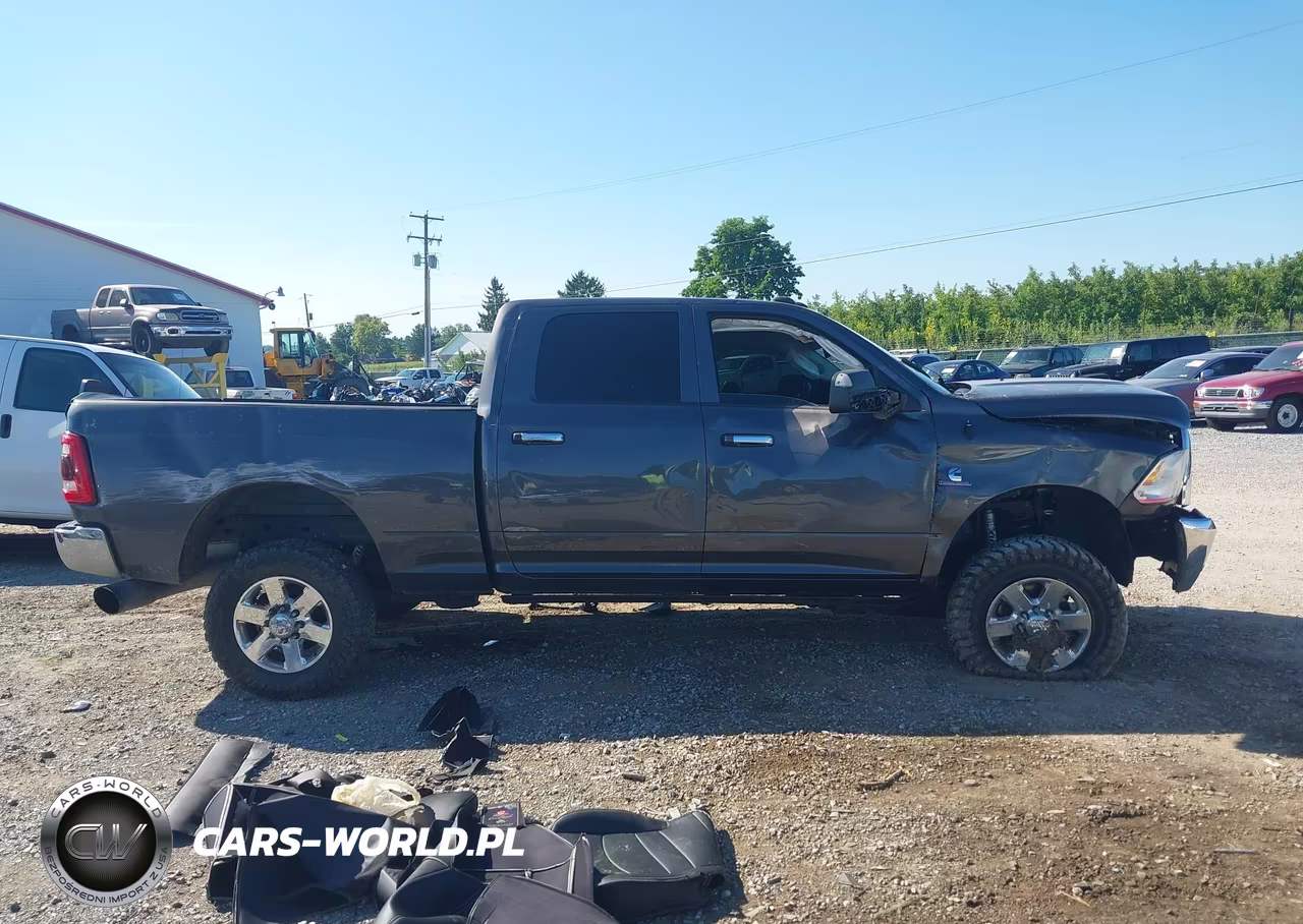 2018 Ram 2500 Big Horn 4X4 6'4 Box VIN:3C6UR5DL9JG426704 - 13