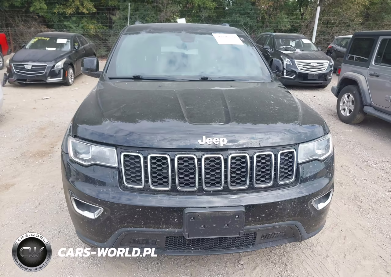 2017 Jeep Grand Cherokee Laredo 4X4 VIN:1C4RJFAG1HC764226 - 6